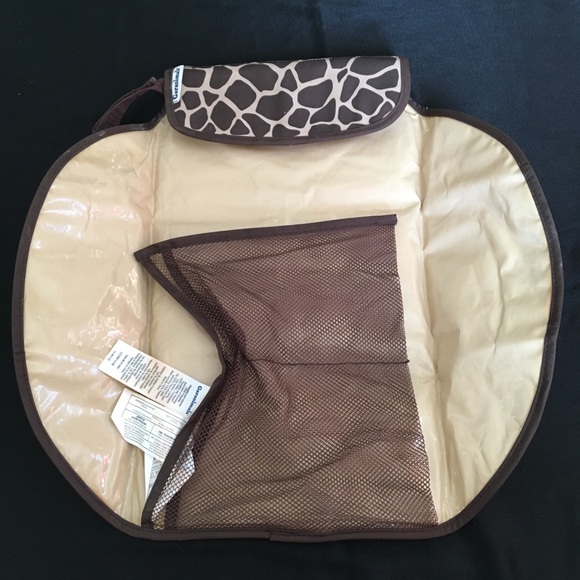 BABY DIAPER CHANGING WALLET - Picture 2 of 6